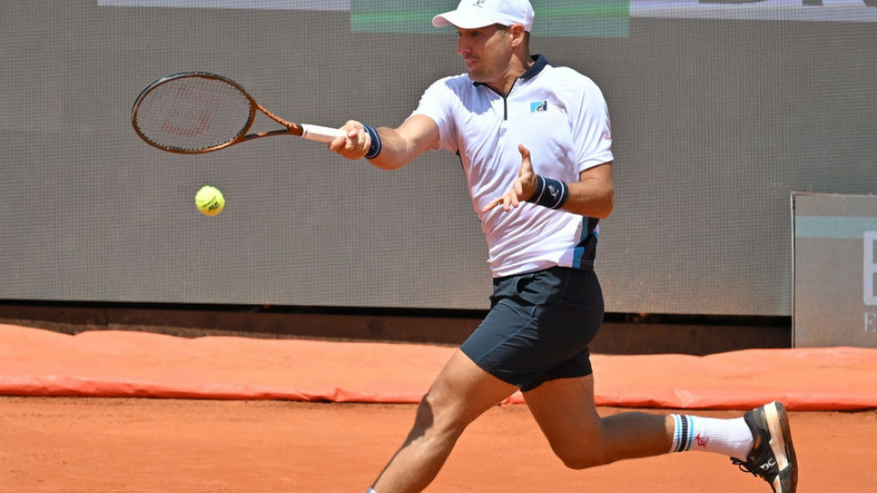 Dusan Lajovic loses to Luca Van Assche after leading 4-0 in Umag
