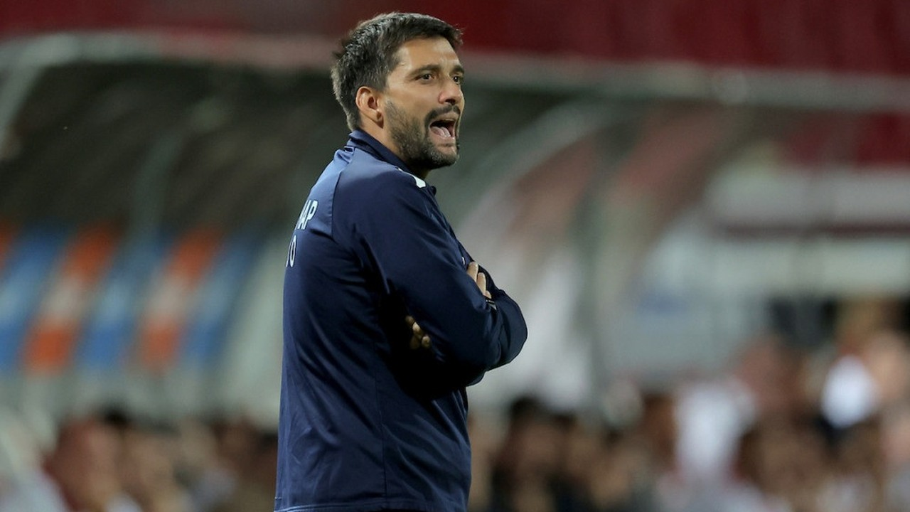 Vojvodina appoint Marko Savić before the Ajax match