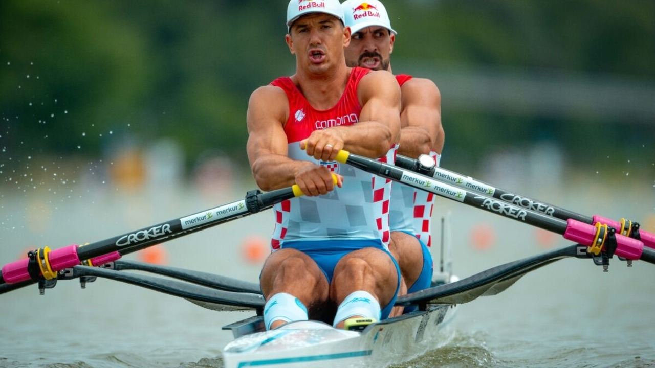 Mackovic and Pimenov return after European double sculls gold
